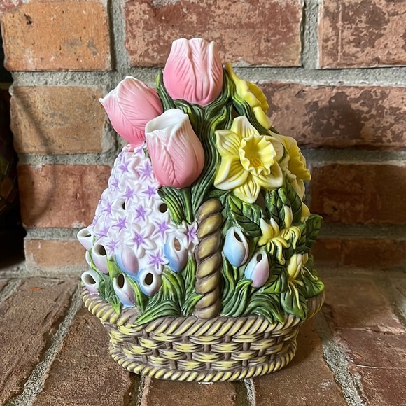 PartyLite Floral Bouquet Tealight Holder - Picture 1 of 5